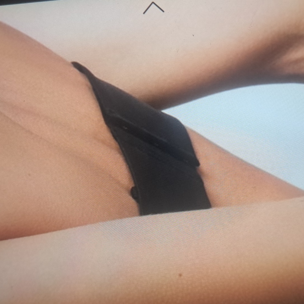 36D SKIMS ULTIMATE STRAPLESS PUSH-UP BRA - Picture 5 of 10